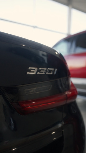 BMW Serie 3 3.0 330i Sedan Sport Line 252cv