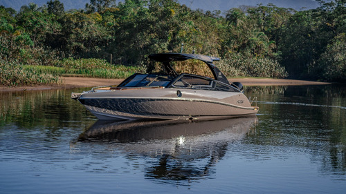 Lancha 14 Pessoas C Banheiro Azov 260 - 2025 Focker Ventura