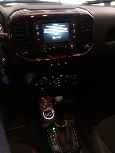 Imagen 14 de 16 de Fiat Toro