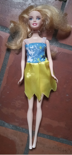 Muñeca Estilo Barbie Articulada