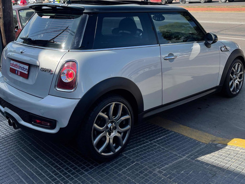 Imagen 20 de 21 de Mini Cooper 1.6 S Hot Automatico