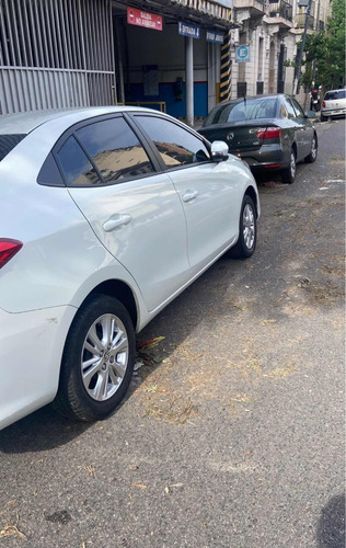 Toyota Yaris 1.5 107cv Cvt