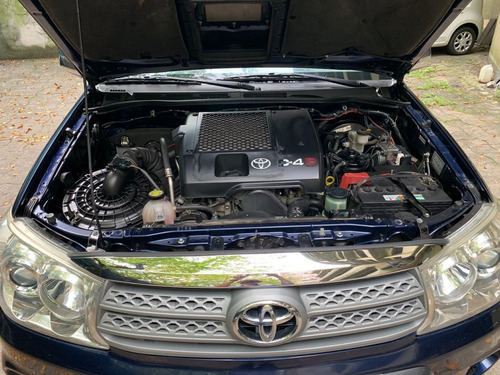 Toyota Sw4 3.0 Srv Cuero I 171cv 4x4 2011
