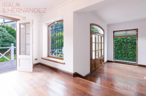 Imagen 16 de 30 de Importante Casa En Alquiler En Barrio Parque Aguirre En Acassuso Con Pileta