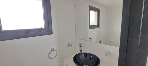 Se Vende Duplex Con Pileta Y Cochera En Carlos Paz
