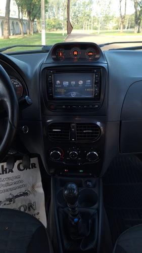 Fiat Strada 1.8 16v Adventure Cab. Dupla Flex 3p