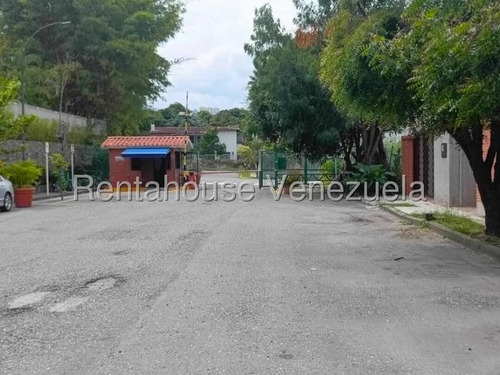 Ana Torres. Terreno En Venta 258843 En Sorocaima