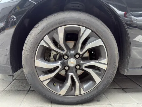 Chevrolet Onix 1.0T Premier Hatch At