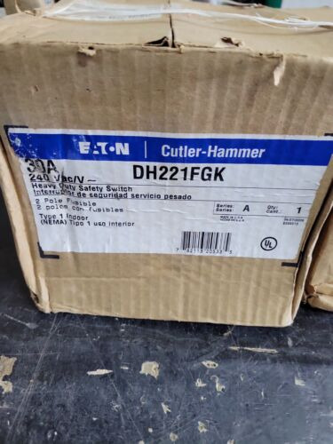 1- Cutler Hammer Dh221fgk, 30 Amp, 240v, 2p2w, Nema 1, F Aan