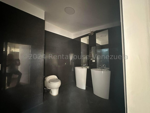 Ajr Casa En Alquiler En Santa Cecilia 24-17904 Yg