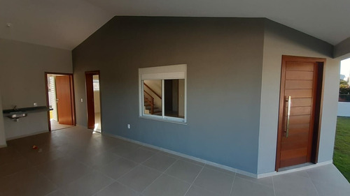 Imagem 10 de 28 de Casa À Venda No Bairro Areias De Palhocinha - Garopaba/sc - Kv899