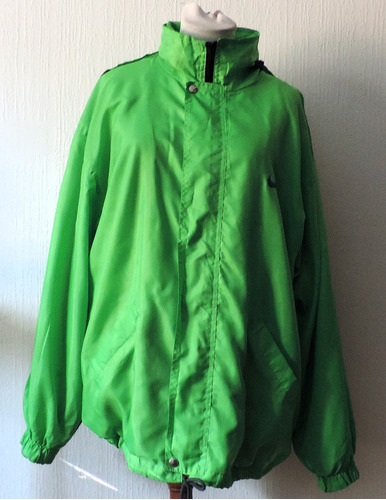 Parka Verde Con Capucha 