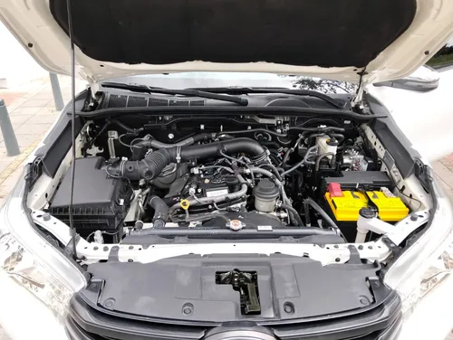 Toyota Hilux 2.7 Gasolina 4x2 Chasis Como Nueva