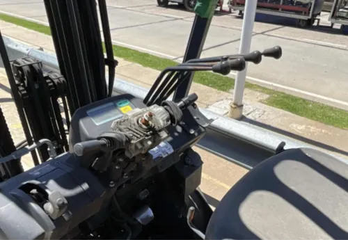 Apilador Eléctrico Autoelevador Toyota 7fb15 Torre Triple (Usado)