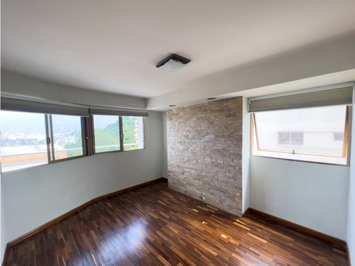 Vendo Apto 123m2 2h/2b/2p Los Samanes 4306