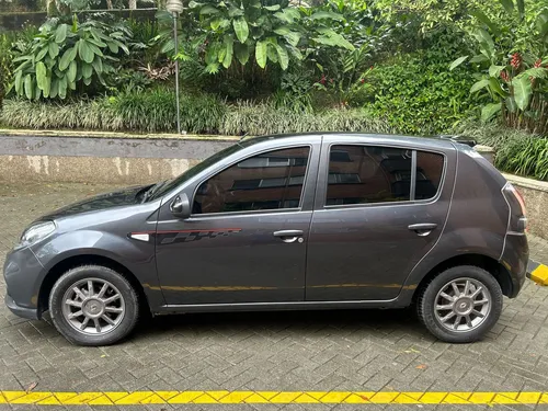 Renault Sandero 1.6 Gt Line