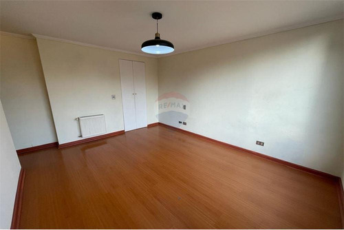 Imagen 13 de 18 de Oportunidad!! Excelente Departamento De 3d2b Ñuñoa