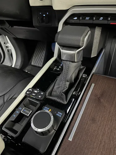 Toyota Sequoia 3.5 V6 Capstone