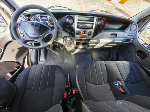 Iveco Daily 35s14 Ano 2013 Chassi - Covelp Americana