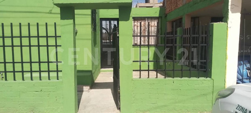 Casa En Venta En Hogares Ferrocarrileros, Soledad, Slp.