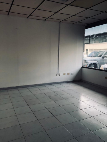 Imagen 7 de 20 de Galpon En Alquiler Con 4 Cavas Cuarto 1250 Metros Valencia
