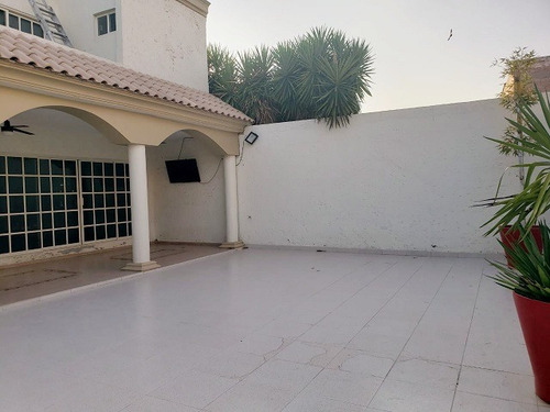 Imagen 26 de 28 de Casa En Venta En Villa Jardín Lerdo Dgo. - (2)