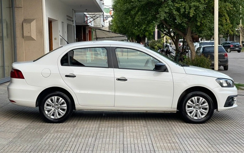 Imagen 6 de 14 de Volkswagen Voyage 1.6 Trenline 101cv 2017 Gnc