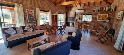 Imagen 16 de 19 de Chalet De Categoria Sobre 10.000 M2 - Barrio Los Robles (disponible Alquiler Temporada Verano)