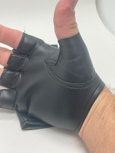 Luva Curta Couro Ecológico Fino Piloto Punk Rock Moto Custom Cor Preto Tamanho Único
