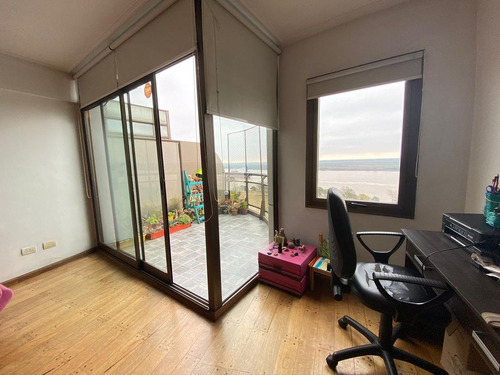 Imagen 4 de 30 de Departamento De 2 Dormitorios En Venta Con Cochera Frente Al Rio Centro Rosario