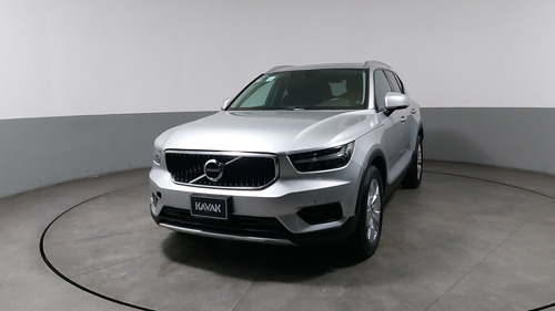 Volvo Xc40 2.0 Momentum T4 Auto