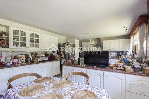 Parcela Venta En Batuco, 4 Dormitorios Y 5 Baños. Piscina.