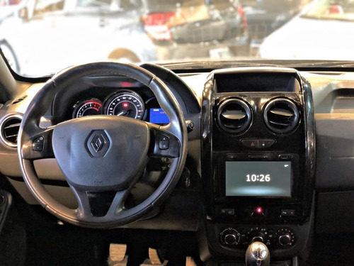 Renault Duster Oroch Outsider Plus 2.0n 4x2 64.000km 2017