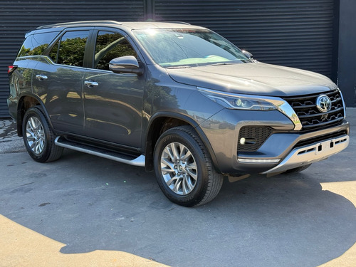 Toyota Hilux SW4 2.8 Srx 177cv 4x4 7as At