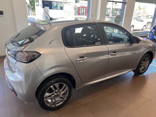 Peugeot 208 1.6 Allure At