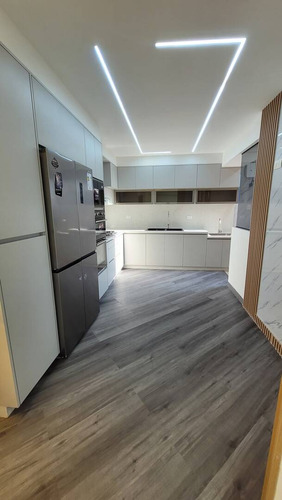 Apartamento En Venta En Las Chimeneas