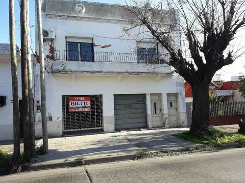 Imagen 1 de 13 de Casa En Venta En Lanus Oeste