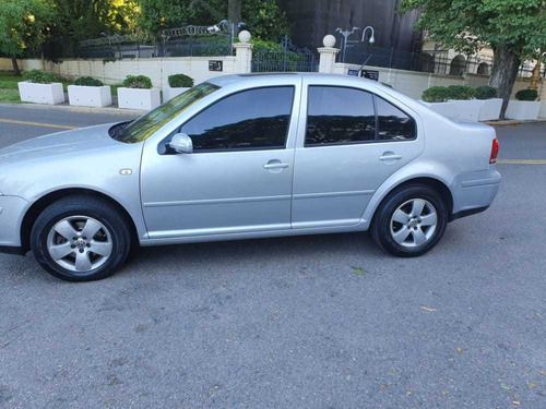 Volkswagen Bora 2.0 Trendline 115cv 2010