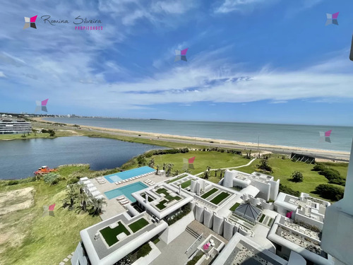 Venta De Apartamento De 3 Dormitorios En Poseidon Laguna Punta Del Este 