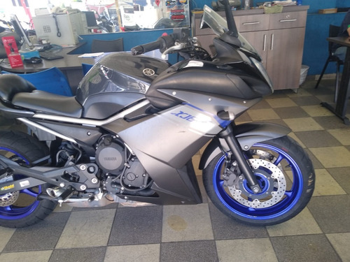 Imagem 7 de 10 de Yamaha Xj6f