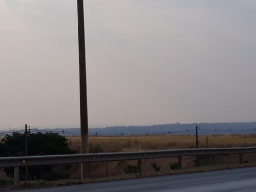 Imagem 2 de 9 de Área 110.000 M² Frente Para A Br 040 - 188