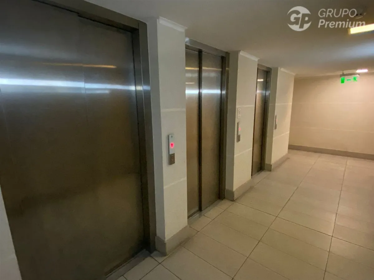 Imagen 4 de 23 de Departamento En Venta De 1d 1b En Santiago