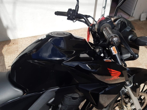 Imagem 1 de 6 de Honda Cb250
