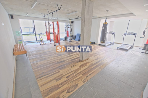 Imagen 18 de 21 de Apartamento En Alquiler, 1 Dormitorio Y Medio