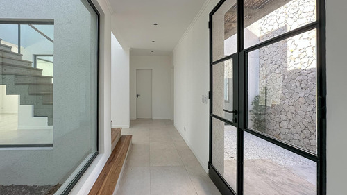 Casa A La Venta Al Agua En Barrio Santa Ana - Villanueva