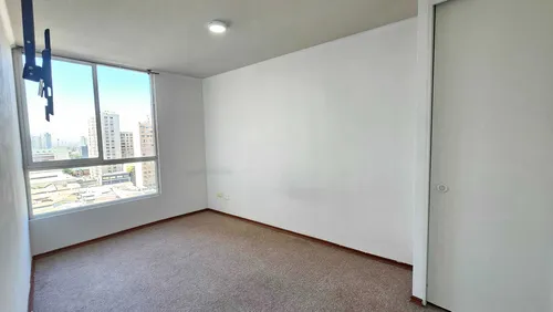 Oportunidad!! Bodega Y Estacionamiento!! (72755)