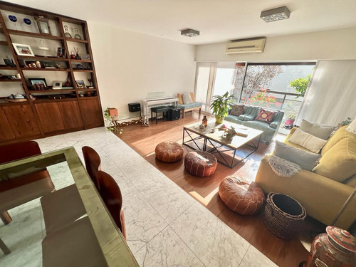 Venta Departamento De 4 Ambientes Con Dependencia En Palermo, Las Cañitas