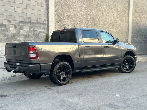 RAM Ram 1500 5.7 V8 Slt 4X4 At
