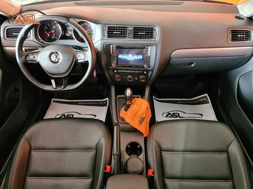 Imagem 3 de 15 de Volkswagen Jetta Comfortline 1.4 16v Tsi