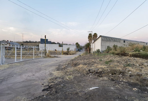 Terreno De 10,000 Metros Cuadrados En Renta En Los Angeles, Corregidora.